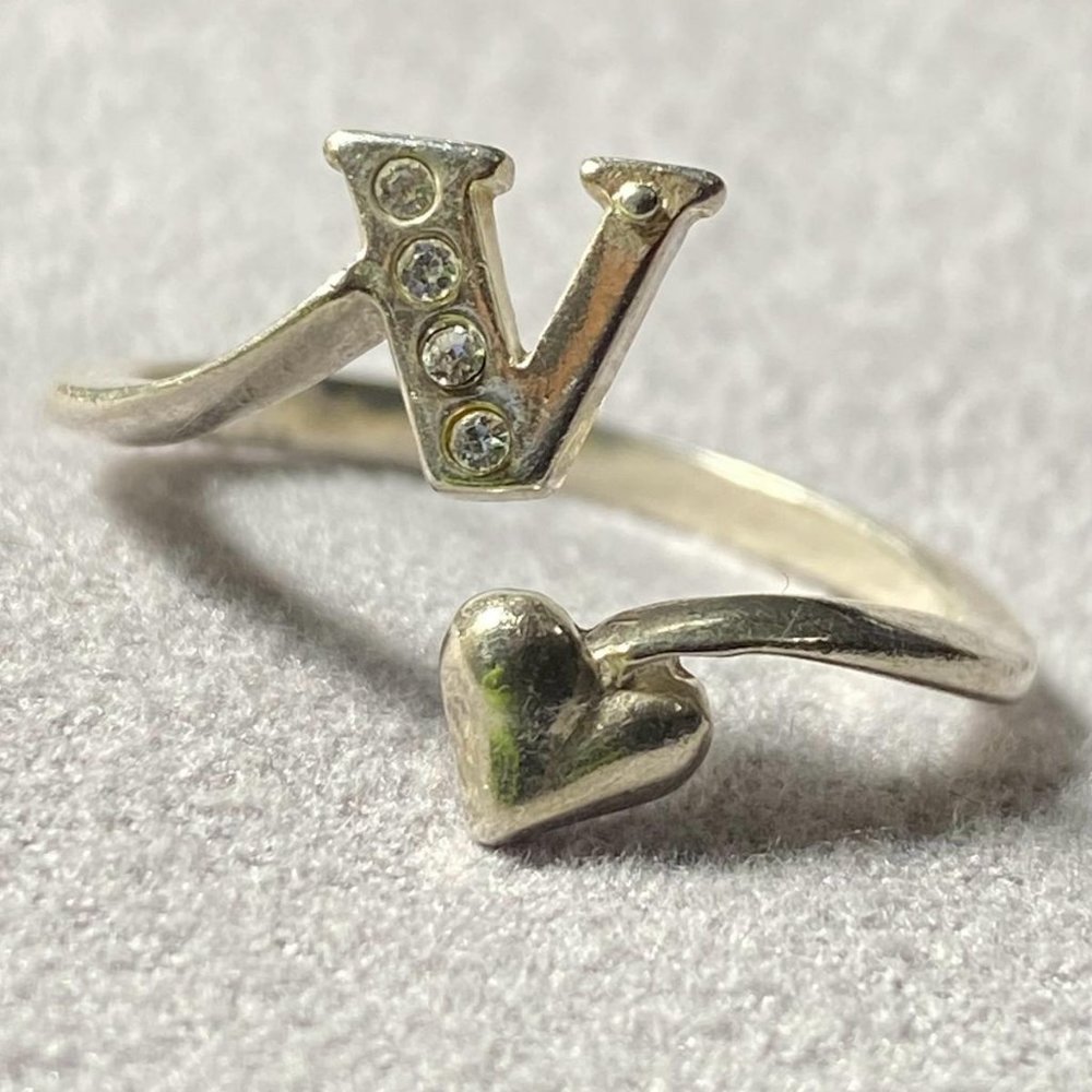 Cz 925 Sliver Letter V Wrap Heart Ring